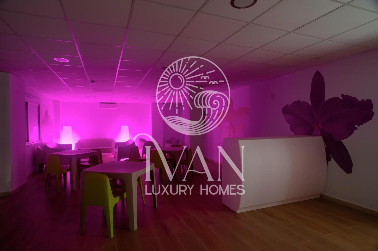Casa Emiliaivan Luxury Homes 8ªpta Norte 1ª Linea 오로페사델마르 외부 사진