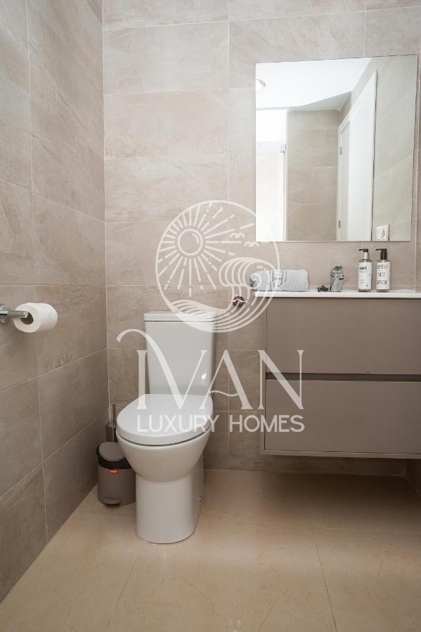 Casa Emiliaivan Luxury Homes 8ªpta Norte 1ª Linea 오로페사델마르 외부 사진